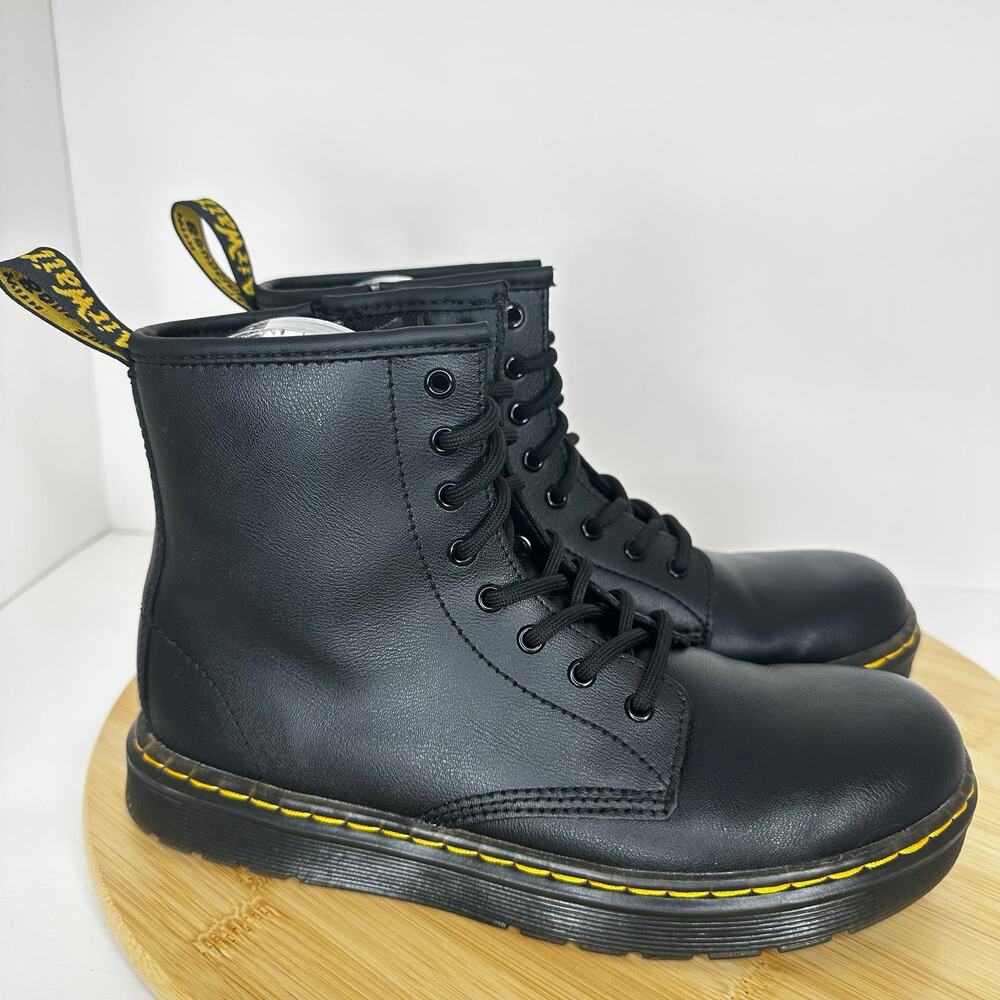 Dr. Martens Zavala Lace Up Black Leather Combat Boots Womens 5